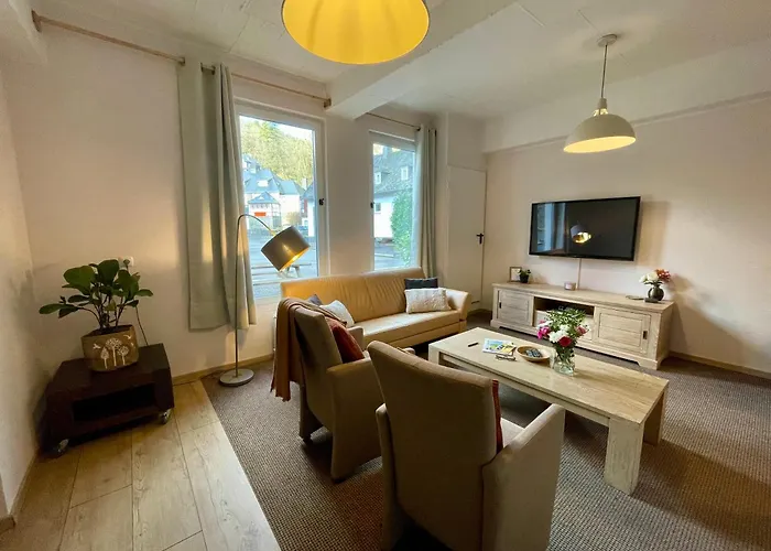 Aeuchen Am Rosenthal