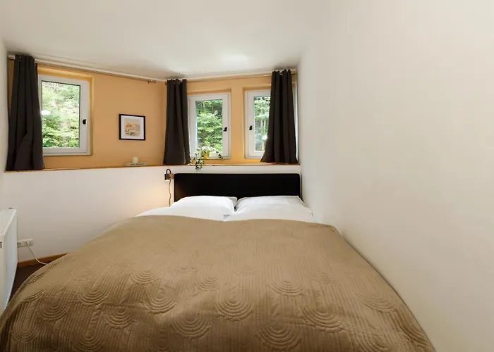 Aeuchen Am Rosenthal *